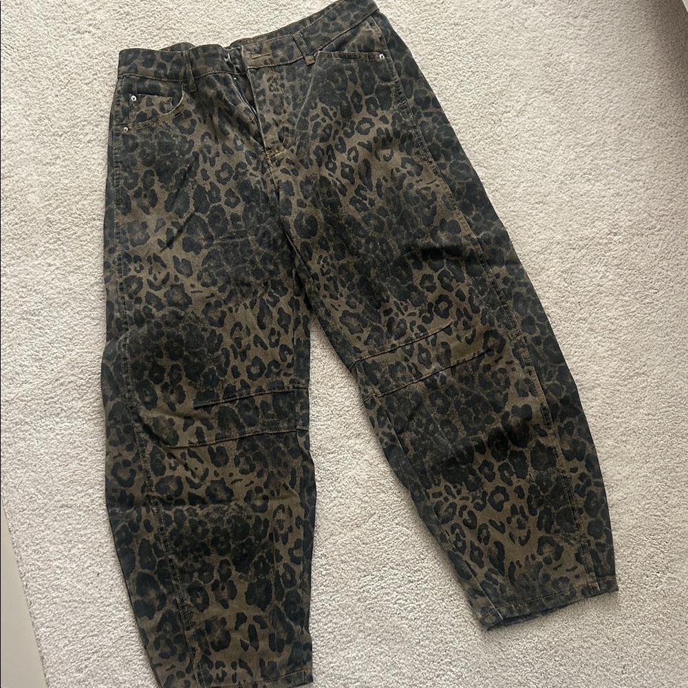 Leopard Print Barrel Jeans